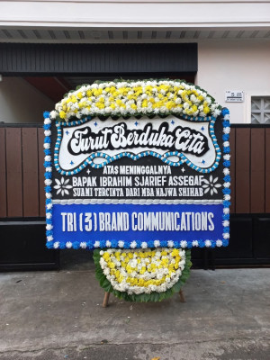 Papan Bunga Duka di Kemtuk